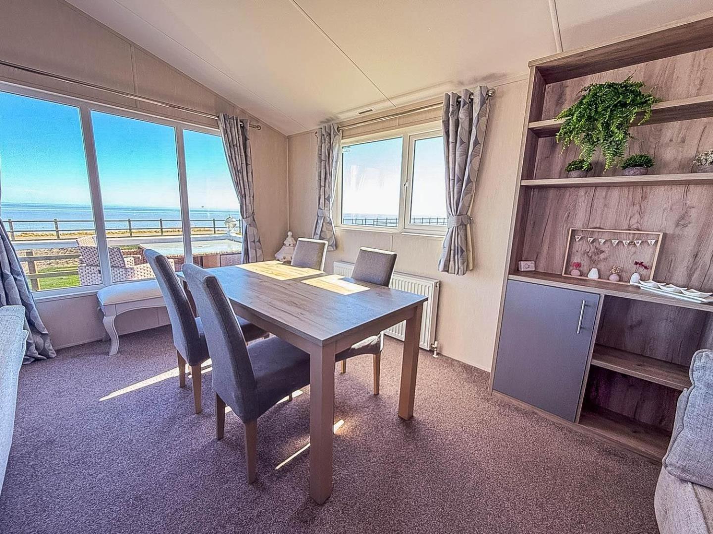 Stunning 6 Berth Lodge With Full Sea Views In Suffolk Ref 68007Cr Lowestoft Εξωτερικό φωτογραφία