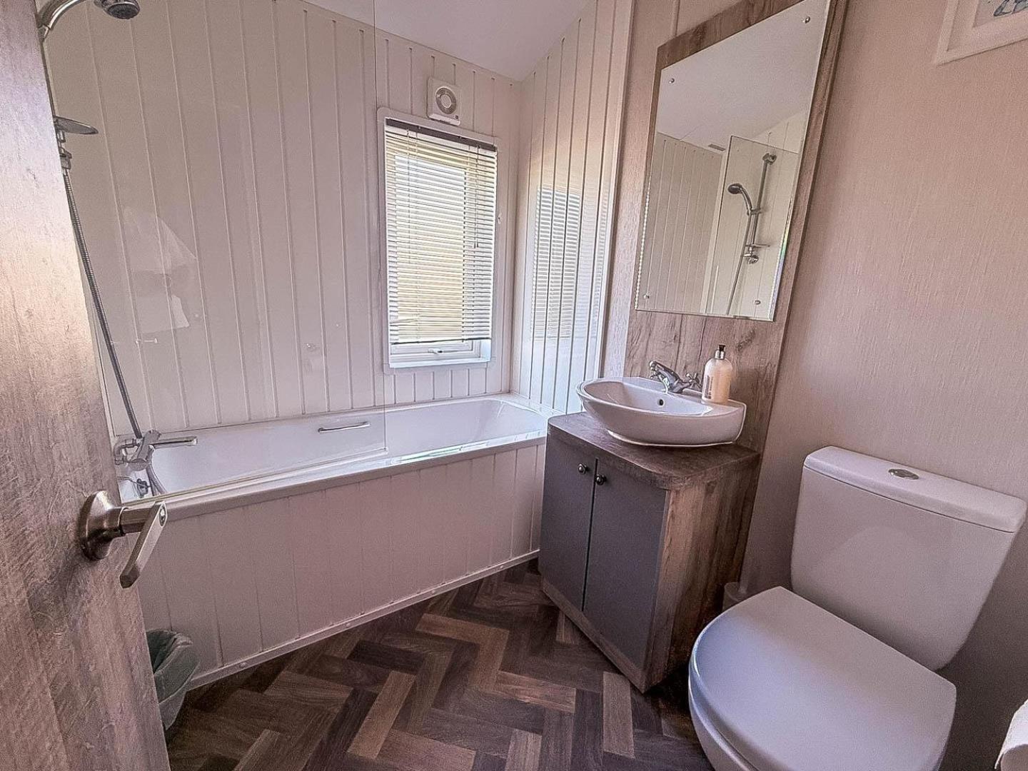 Stunning 6 Berth Lodge With Full Sea Views In Suffolk Ref 68007Cr Lowestoft Εξωτερικό φωτογραφία