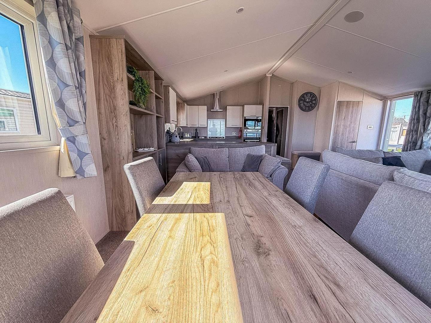 Stunning 6 Berth Lodge With Full Sea Views In Suffolk Ref 68007Cr Lowestoft Εξωτερικό φωτογραφία